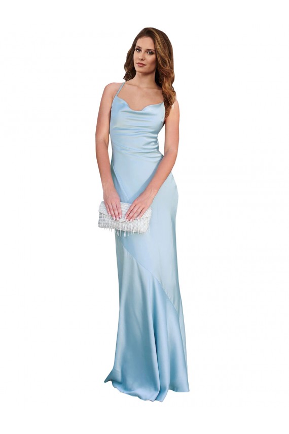 Cetim Sedoso Decote Capuz Sem Mangas Criss Cruz Comprimento Chão Bainha Vestidos de Madrinha / Vestidos de Noite / Vestidos de Festa Baratos