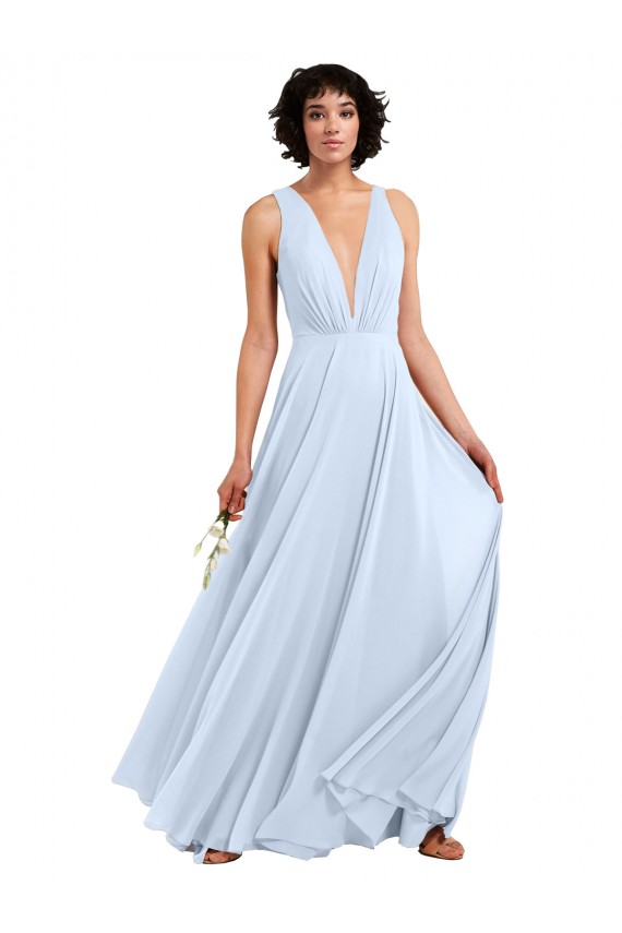 Chiffon Decote V Sem Mangas Comprimento Chão Linha A Vestidos de Madrinha / Vestidos Formais Baratos