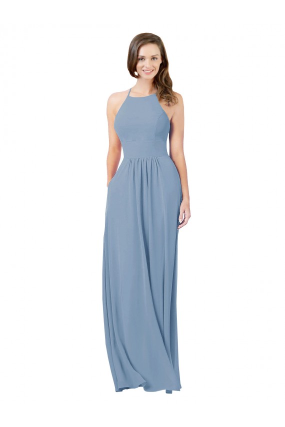 Chiffon Cabeçada Sem Mangas Buraco da fechadura Comprimento Chão Azul Empoeirado Linha A Vestidos de Madrinha Baratos