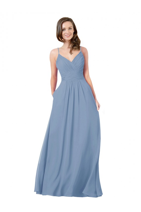 Chiffon Decote V Sem Mangas Criss Cruz Comprimento Chão Azul Empoeirado Vestidos de Madrinha Baratos