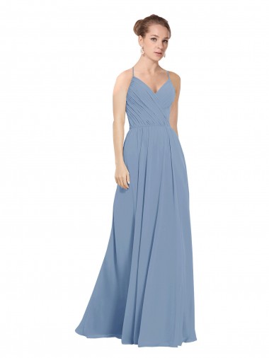 Chiffon Decote V Sem Mangas Costas em V Comprimento Chão Linha A Vestidos de Madrinha Baratos