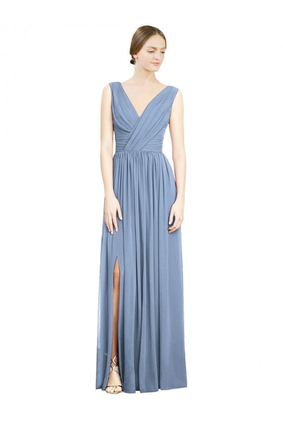 Chiffon Decote V Sem Mangas Comprimento Chão Longo Linha A Vestidos de Madrinha Baratos