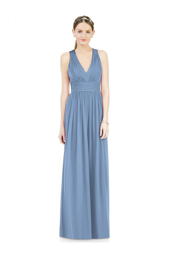 Chiffon Decote V Sem Mangas Comprimento Chão Vestidos Formais / Vestidos de Madrinha Baratos