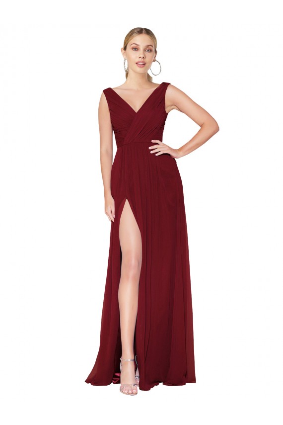 Chiffon Decote V Sem Mangas Costas em V Comprimento Chão Vestido de Madrinha Baratos