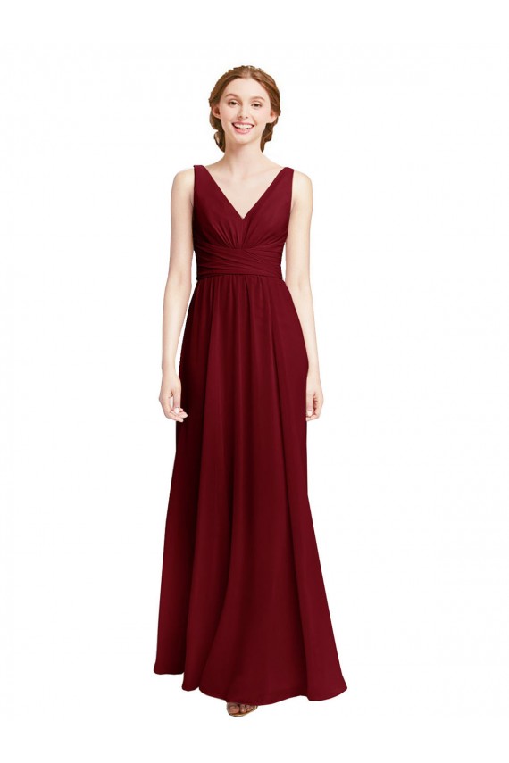 Chiffon Decote V Sem Mangas Comprimento Chão Vestidos de Madrinha / Vestidos Formais Baratos