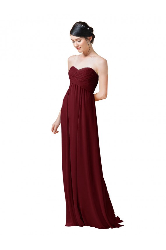 Chiffon Amor Sem Mangas Comprimento Chão Linha A Vestido de Madrinha Baratos