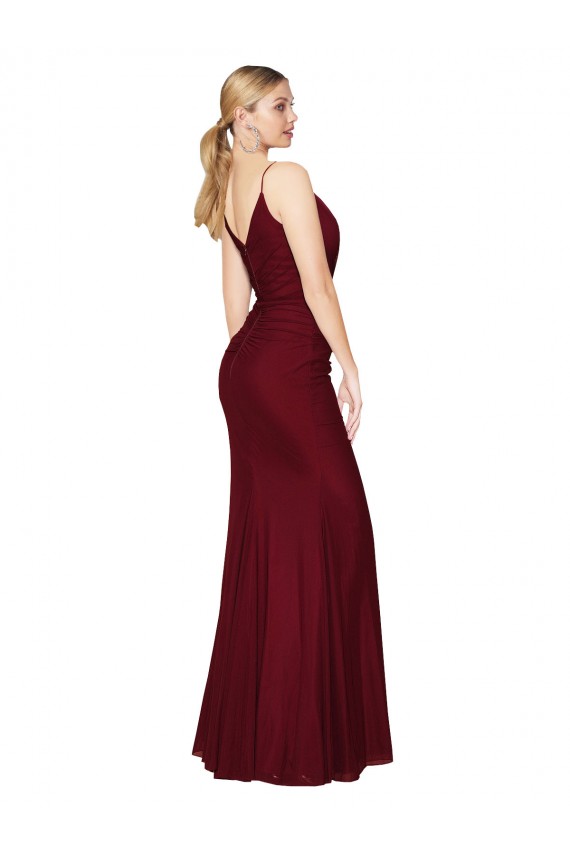 Chiffon Decote V Sem Mangas Costas em V Comprimento Chão Longo Sereia Vestidos de Madrinha / Vestidos de Noite / Vestidos de Festa Baratos