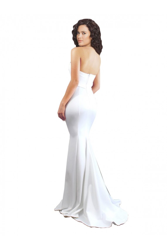 Crepe Esticado Amor Sem Mangas Lombar Comprimento Chão Branco Sereia Vestidos de Madrinha / Vestidos de Noite / Vestidos de Festa Baratos