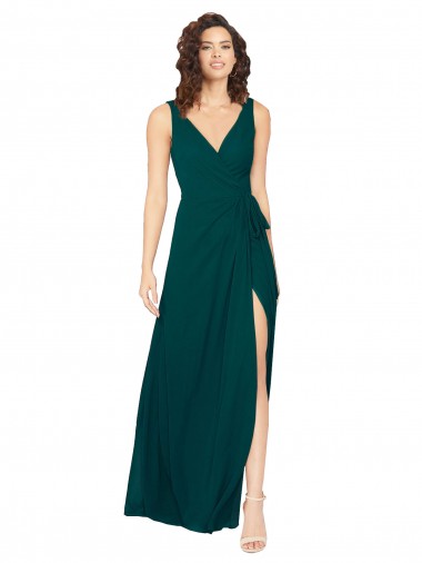 Chiffon Decote V Sem Mangas Costas em V Comprimento Chão Longo Linha A Vestidos de Madrinha Baratos