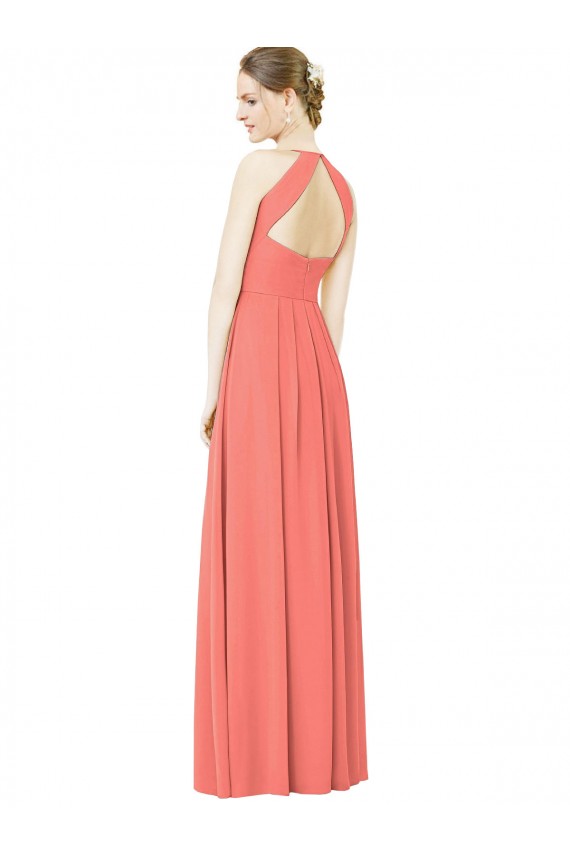 Chiffon Cabeçada Sem Mangas Buraco da fechadura Comprimento Chão Coral Linha A Vestidos de Madrinha Baratos