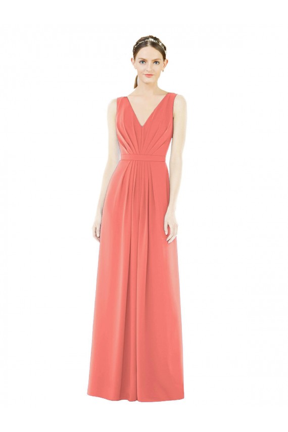 Chiffon Decote V Sem Mangas Costas em V Comprimento Chão Coral Linha A Vestidos de Madrinha Baratos