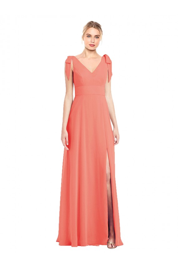 Chiffon Decote V Sem Mangas Costas em V Comprimento Chão Coral Longo Vestidos de Madrinha Baratos