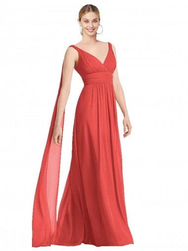 Chiffon Decote V Sem Mangas Lombar Comprimento Chão Vestido de Festa / Vestido de Madrinha Baratos