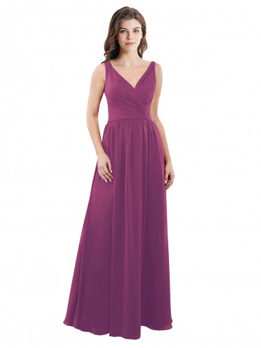 Chiffon Decote V Sem Mangas Costas em V Comprimento Chão Linha A Longo Vestidos de Madrinha Baratos
