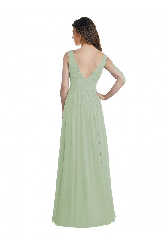 Chiffon Decote V Sem Mangas Costas em V Comprimento Chão Fumo Verde Linha A Vestidos de Madrinha Baratos