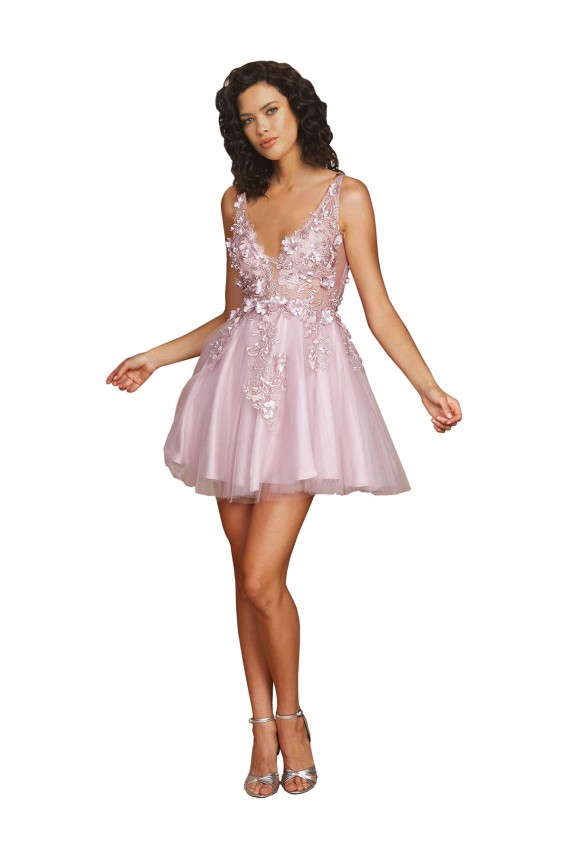 Tule Decote V Sem Mangas Costas em V Curto Vestidos de Madrinha / Vestidos de Cocktail / Vestidos de Homecoming Baratos