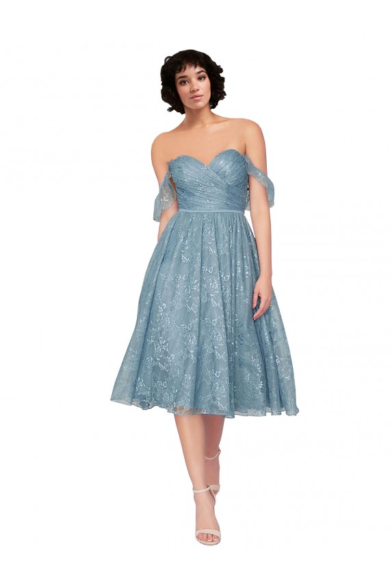 Renda Fora do Ombro Sem Mangas Buraco da fechadura Comprimento Joelho Vestidos de Madrinha / Vestidos de Cocktail / Vestidos de Homecoming Baratos