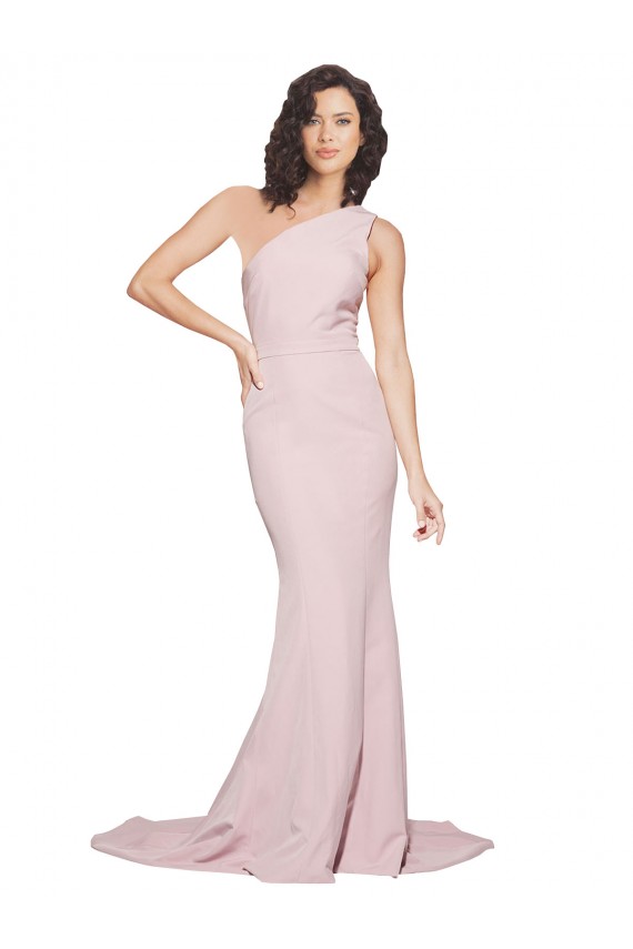 Crepe Esticado Um Ombro Sem Mangas Comboio Varredela Longo Bainha Vestidos de Madrinha / Vestidos de Festa Baratos
