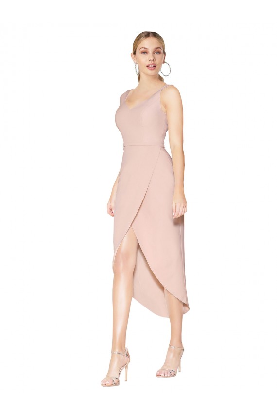 Crepe Esticado Alças finas Sem Mangas Costas em V Comprimento Joelho Vestidos de Madrinha / Vestidos de Noite / Vestidos de Festa Baratos