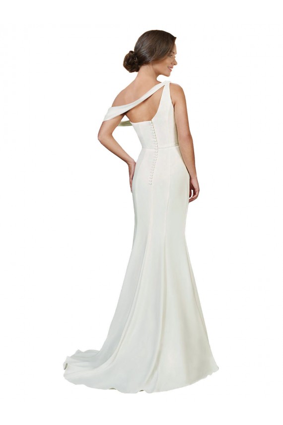 Crepe Esticado Um Ombro Sem Mangas Comboio Varredela Vestidos de Madrinha / Vestidos de Noite / Vestidos de Festa Baratos