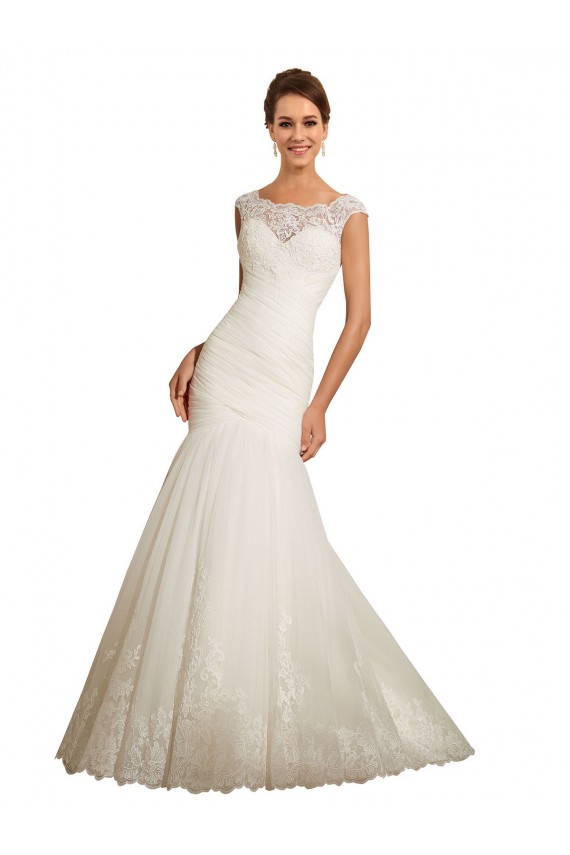 Tule & Renda Barco Mangas Curtas Comboio Capela Vestidos de Noiva Baratos