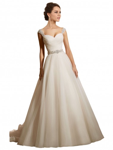 Tule Amor Sem Mangas Comboio Capela Marfim Longo Vestidos de Noiva Baratos
