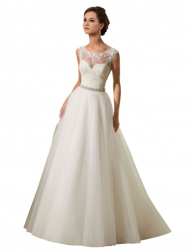 Tule & Renda Decote Ilusão Mangas Curtas Comboio Capela Vestido de Baile Vestidos de Noiva Baratos