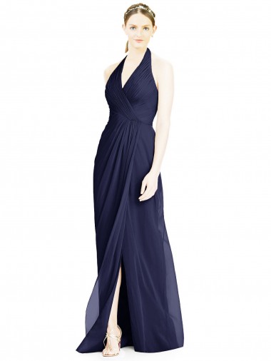 Chiffon Cabeçada Sem Mangas Abrir de volta Comprimento Chão Longo Linha A Vestido de Festa / Vestido de Madrinha Baratos