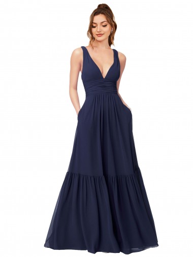 Chiffon Decote V Sem Mangas Costas em V Comprimento Chão Vestidos Formais / Vestidos de Madrinha Baratos