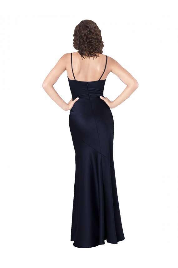 Cetim Sedoso Decote Capuz Sem Mangas Comprimento Chão Linha A Vestidos de Madrinha / Vestidos de Noite / Vestidos de Festa Baratos