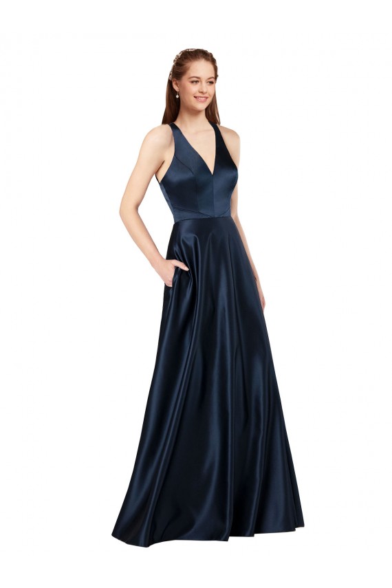 Cetim Decote V Sem Mangas Buraco da fechadura Comprimento Chão Vestidos de Madrinha / Vestidos de Noite / Vestidos de Festa Baratos