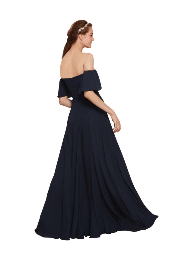 Chiffon Fora do Ombro Sem Mangas Comprimento Chão Longo Linha A Vestidos de Madrinha / Vestidos de Festa Baratos