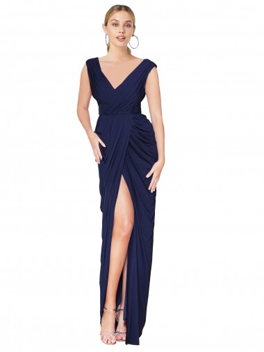 Chiffon Decote V Sem Mangas Costas em V Comprimento Chão Sereia Longo Vestidos de Madrinha / Vestidos de Noite / Vestidos de Festa Baratos