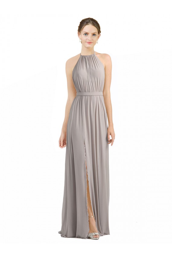 Chiffon Cabeçada Sem Mangas Lombar Comprimento Chão Longo Linha A Vestidos de Madrinha Baratos