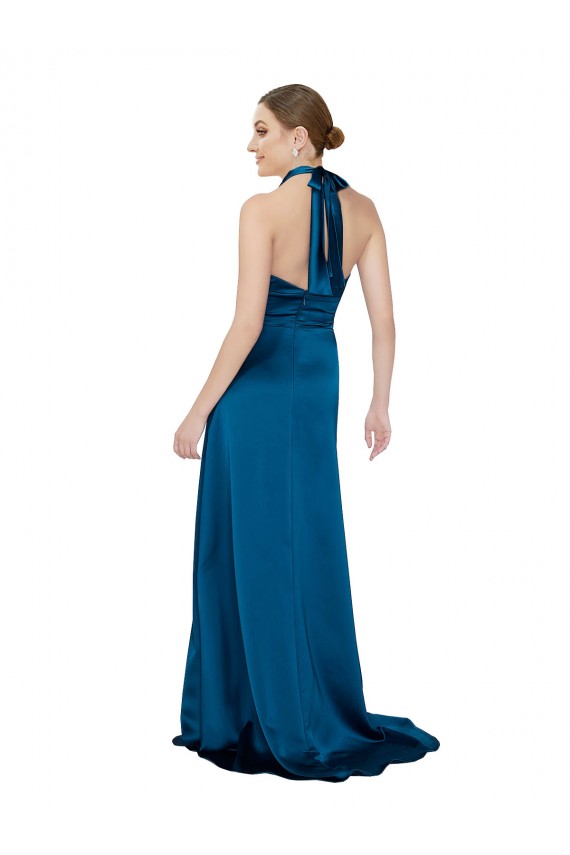 Cetim Sedoso Cabeçada Sem Mangas Abrir de volta Comprimento Chão Longo Linha A Vestidos de Madrinha / Vestidos de Noite / Vestidos de Festa Baratos