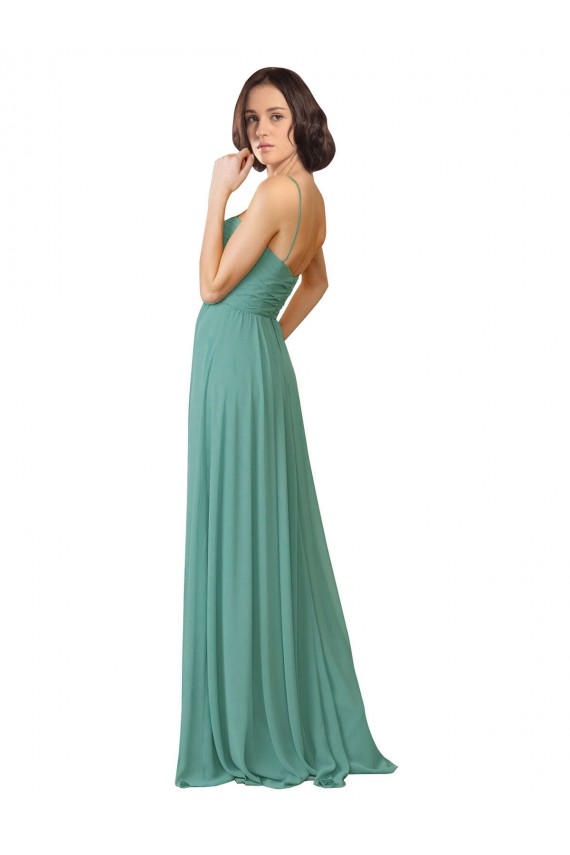 Chiffon Alças finas Sem Mangas Comprimento Chão Vestidos de Festa / Vestidos de Madrinha Baratos