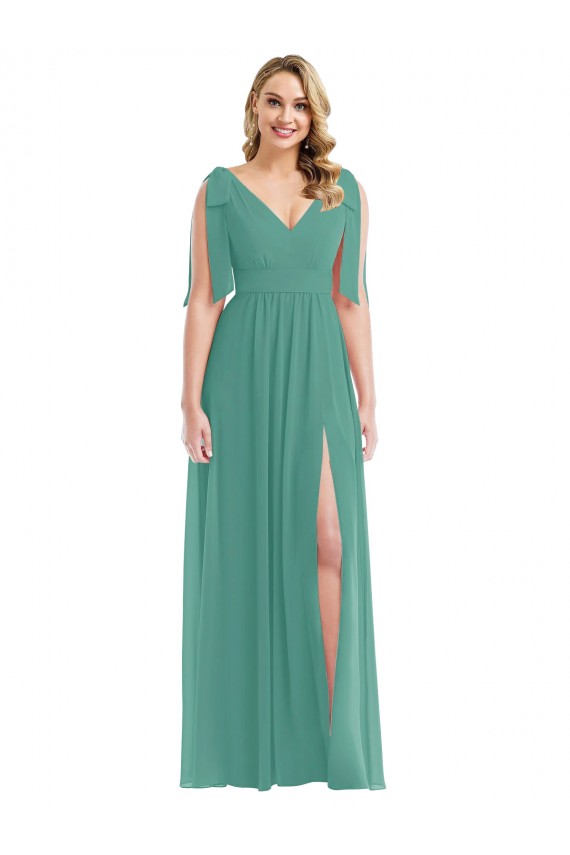 Chiffon Decote V Sem Mangas Costas em V Comprimento Chão Prata Islandesa Linha A Vestidos de Madrinha Baratos