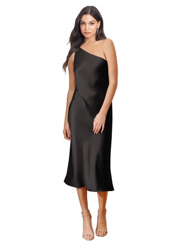 Cetim Elástico Um Ombro Sem Mangas Comprimento Midi Vestidos de Madrinha / Vestidos de Noite / Vestidos de Festa Baratos