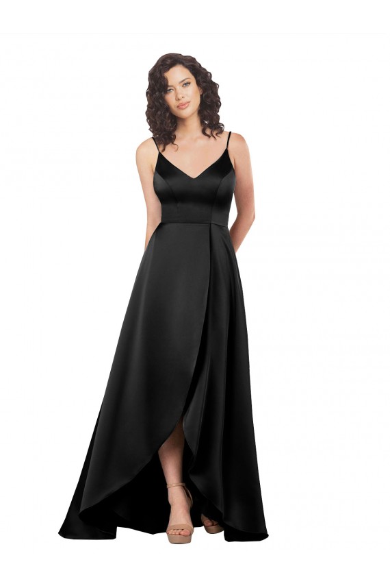 Cetim Sedoso Decote V Sem Mangas Costas em V Comprimento Chão Longo Linha A Vestidos de Madrinha / Vestidos de Noite / Vestidos de Festa Baratos
