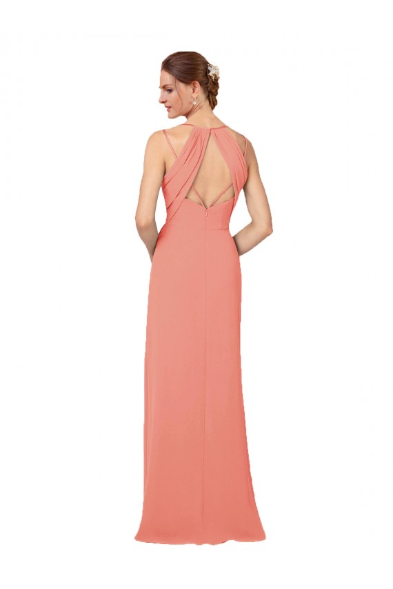 Chiffon Decote V Sem Mangas Buraco da fechadura Comprimento Chão Bainha Rosa Deserto Vestidos de Madrinha Baratos