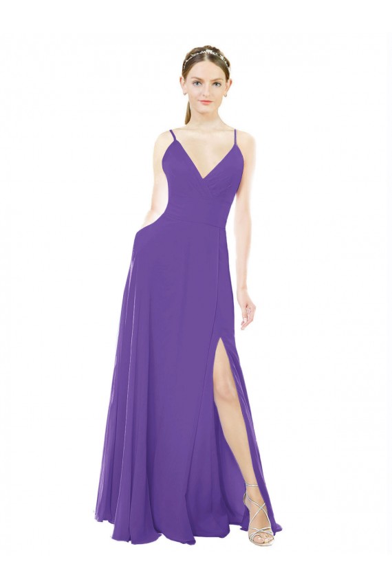 Chiffon Alças finas Sem Mangas Comprimento Chão Roxo Linha A Vestidos de Madrinha Baratos