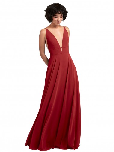 Chiffon Decote V Sem Mangas Costas em V Comprimento Chão Linha A Vestido de Madrinha Baratos
